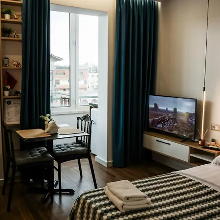 Entire Floor -dove Apartament *